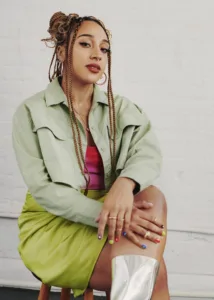 Annika Hansteen-Izora